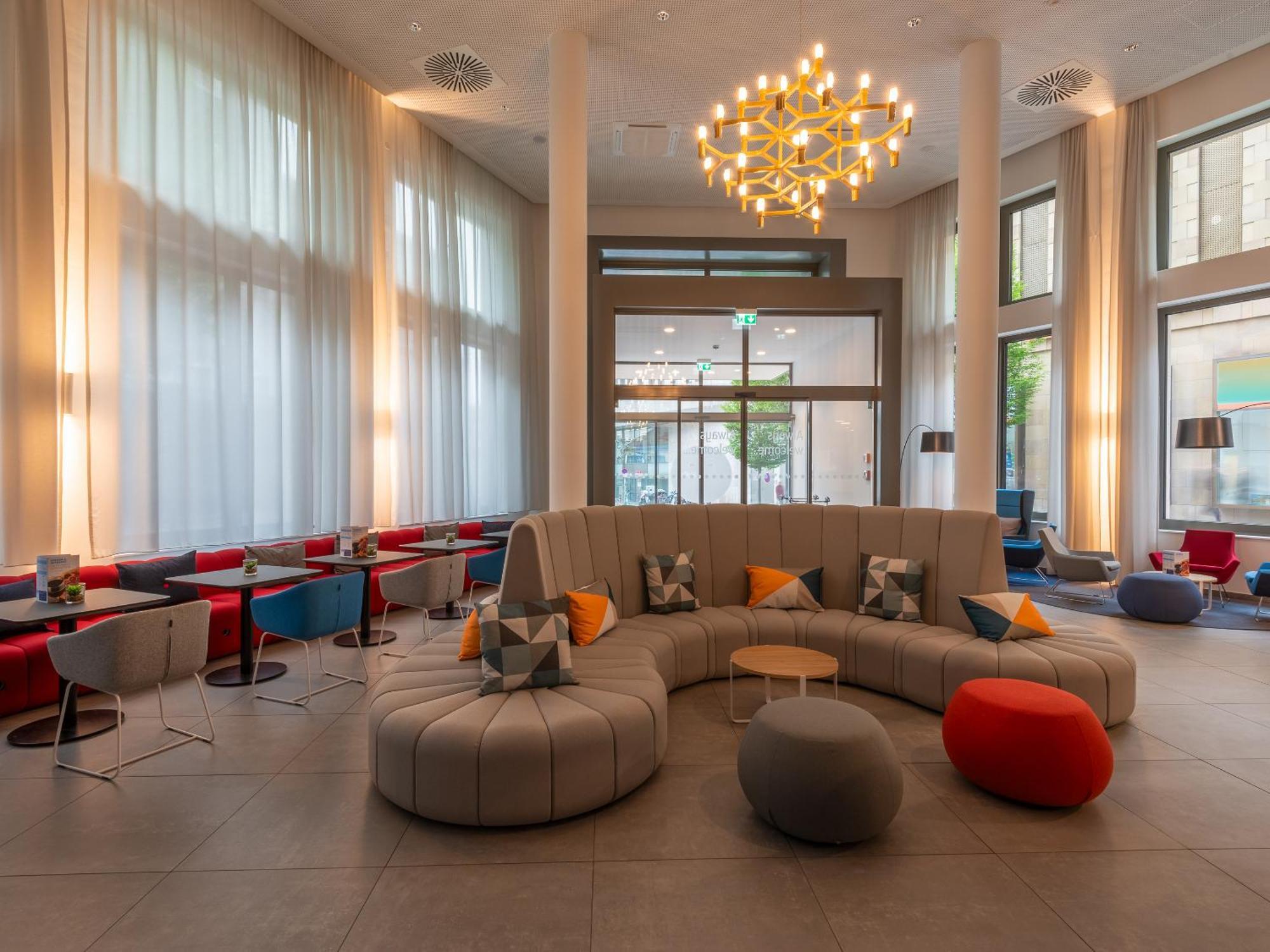 Holiday Inn Express Heilbronn By Ihg Екстериор снимка