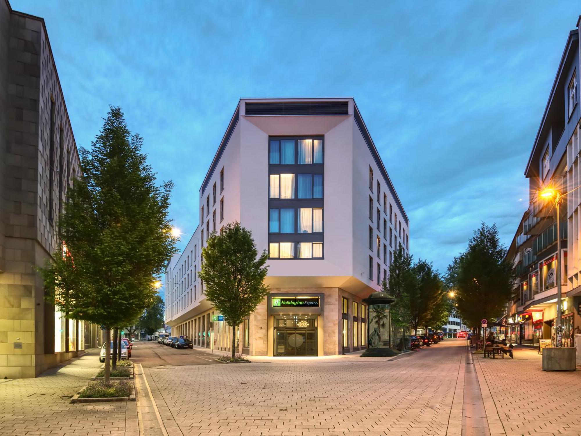 Holiday Inn Express Heilbronn By Ihg Екстериор снимка