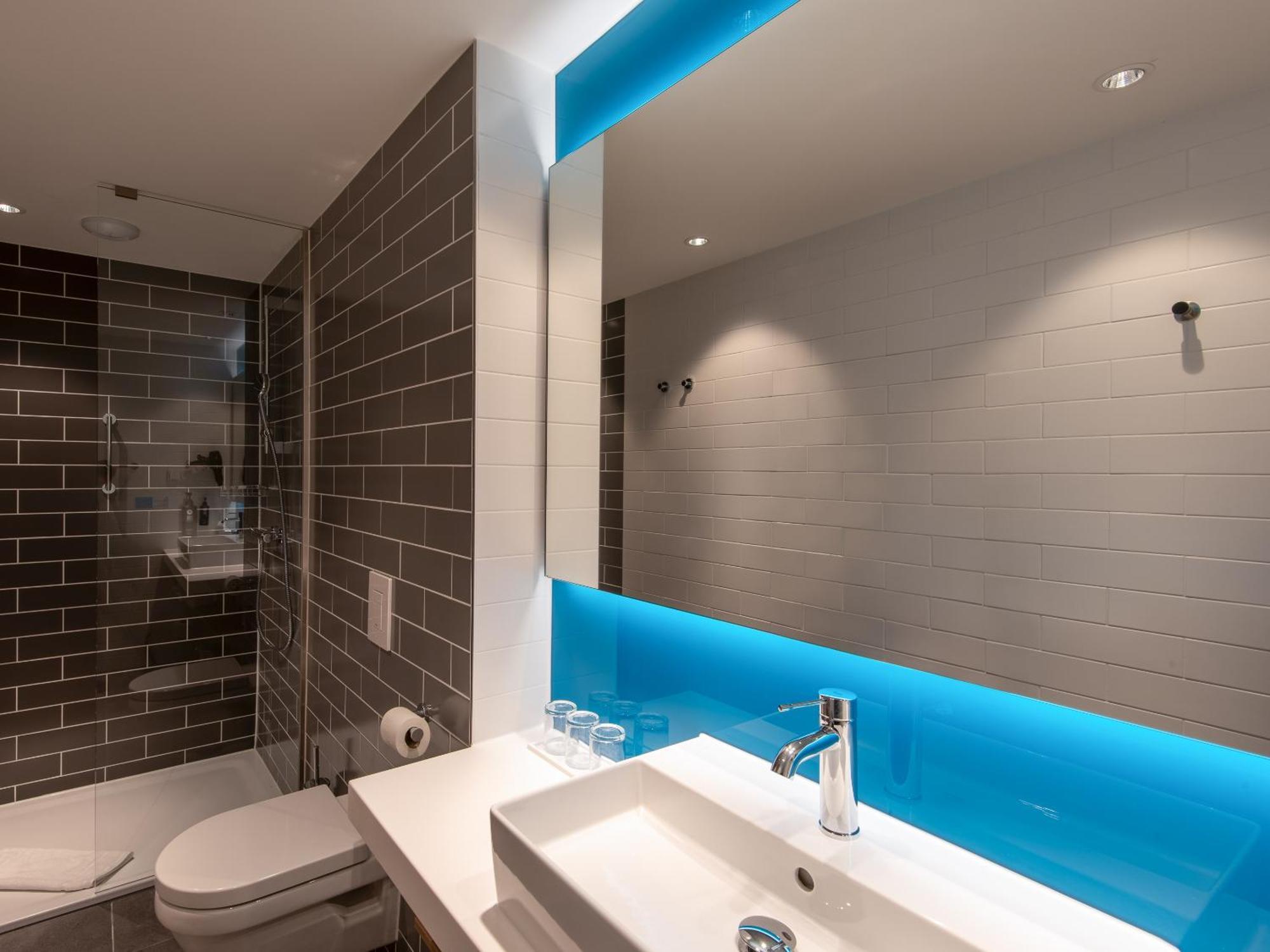Holiday Inn Express Heilbronn By Ihg Екстериор снимка