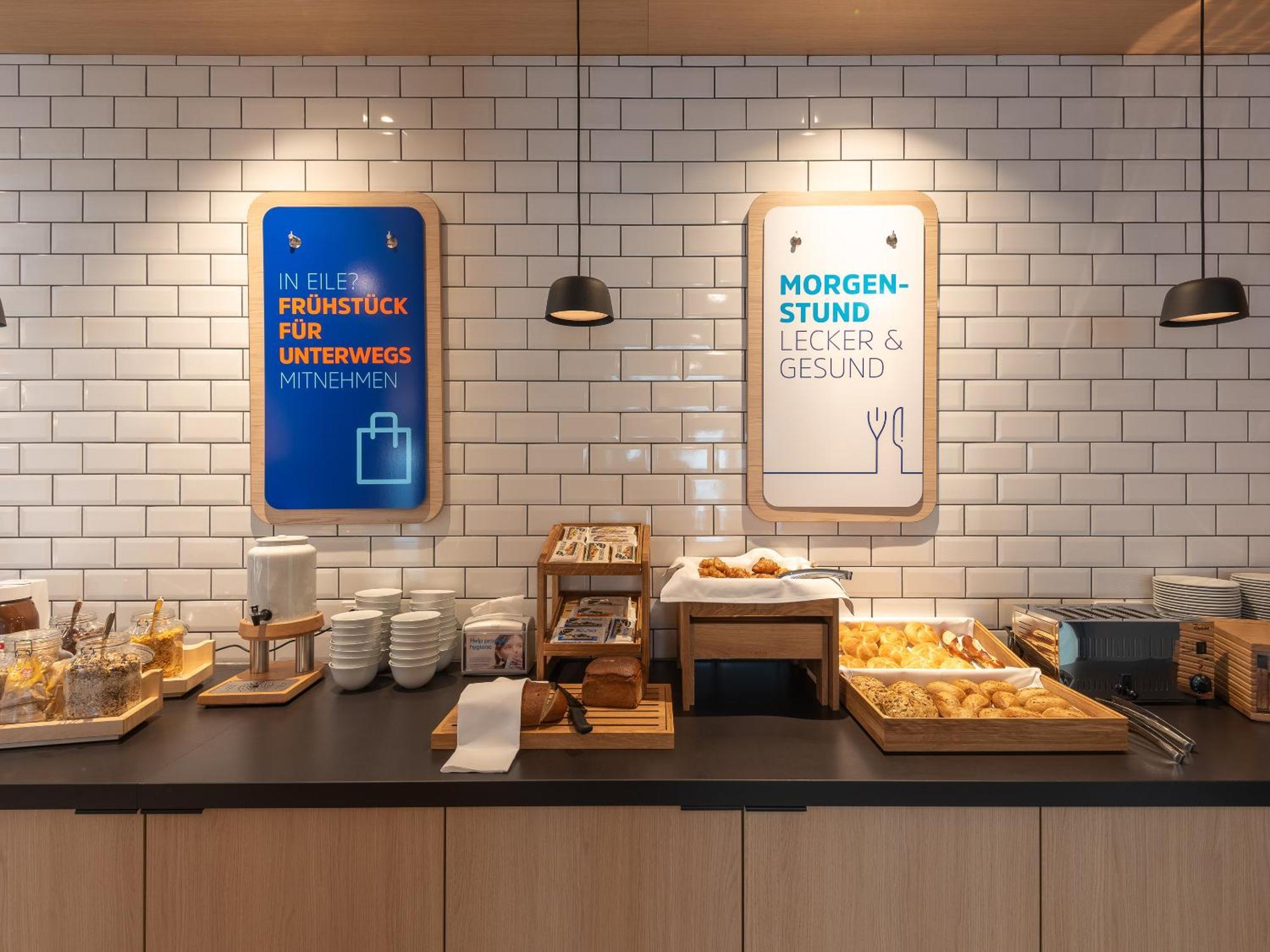 Holiday Inn Express Heilbronn By Ihg Екстериор снимка